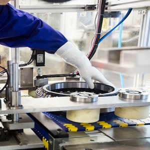 the installation and removal of angular contact ball bearings